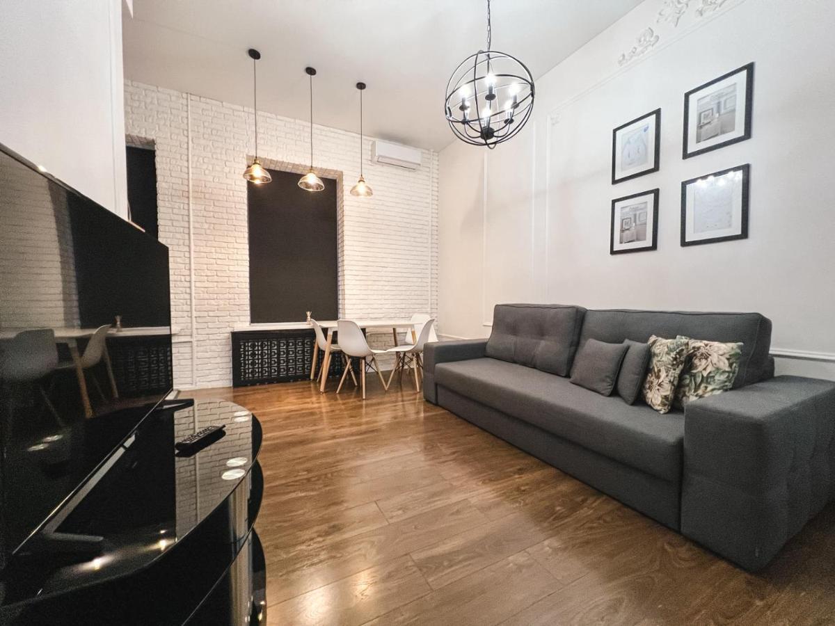 Apartment on Kreshchatik st, 17 Kiew Exterior foto