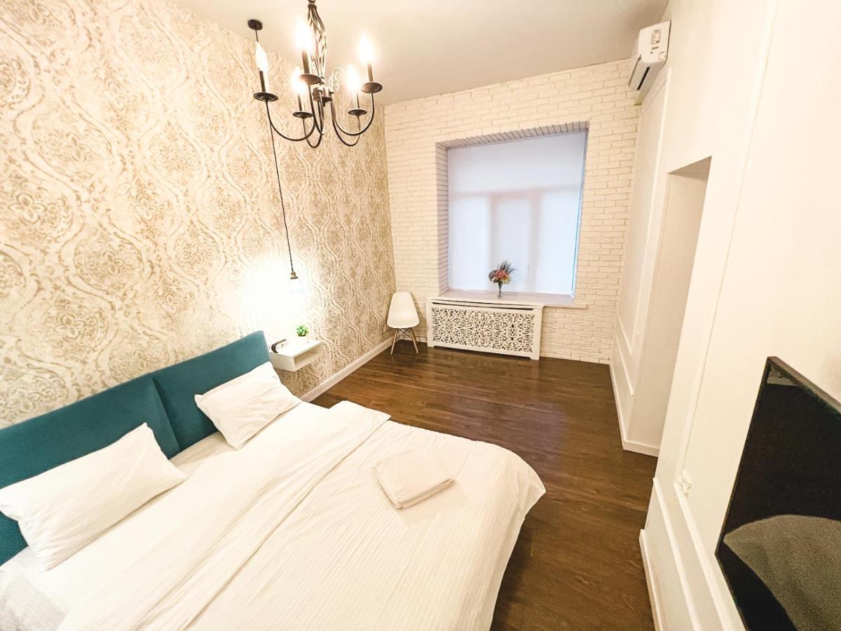 Apartment on Kreshchatik st, 17 Kiew Exterior foto
