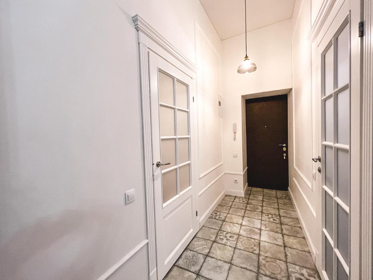 Apartment on Kreshchatik st, 17 Kiew Exterior foto