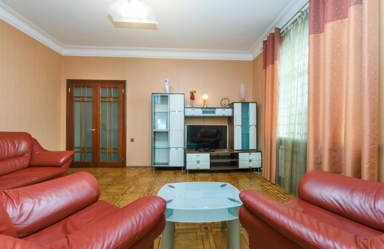 Apartment on Kreshchatik st, 17 Kiew Exterior foto
